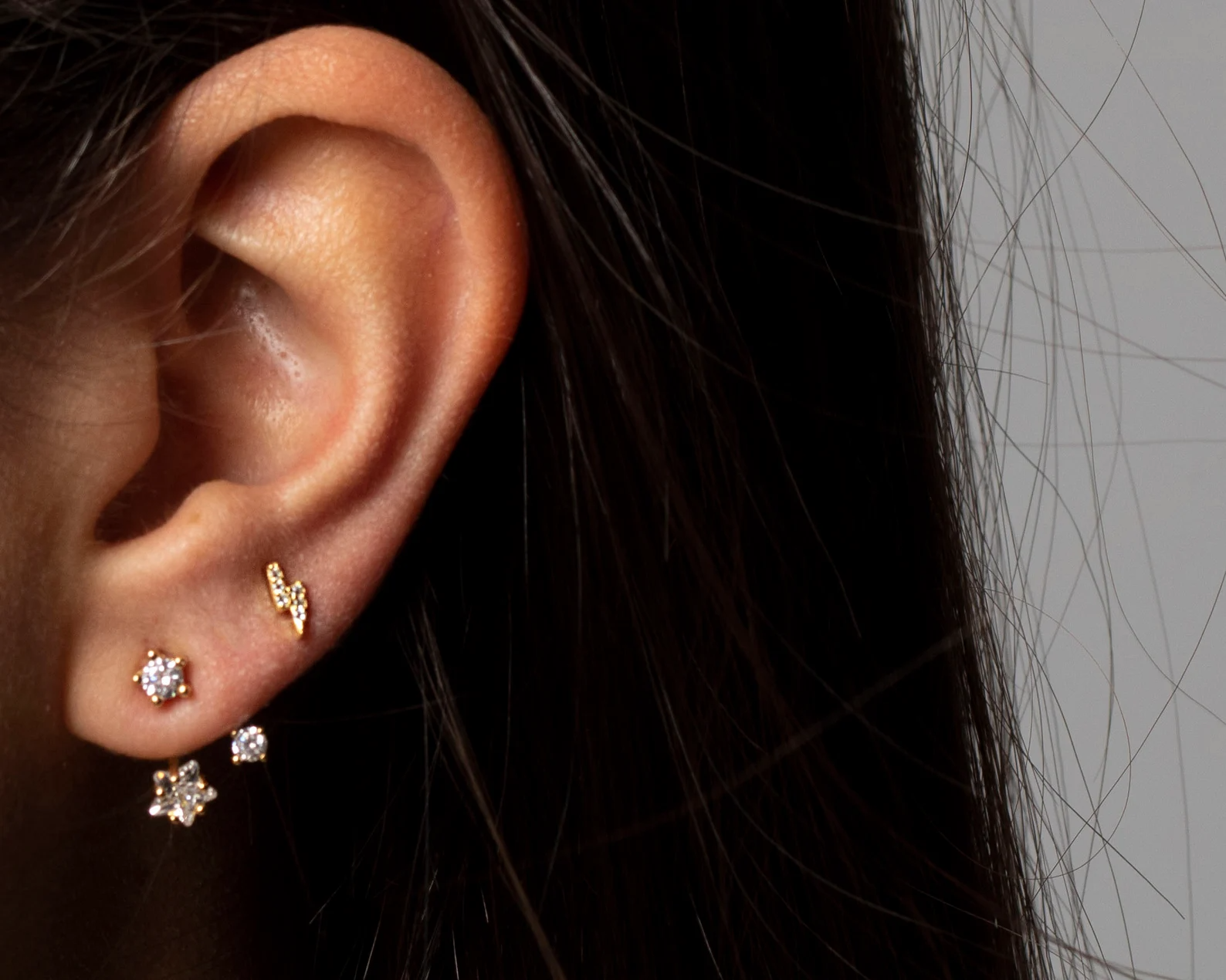 Earrings & Studs