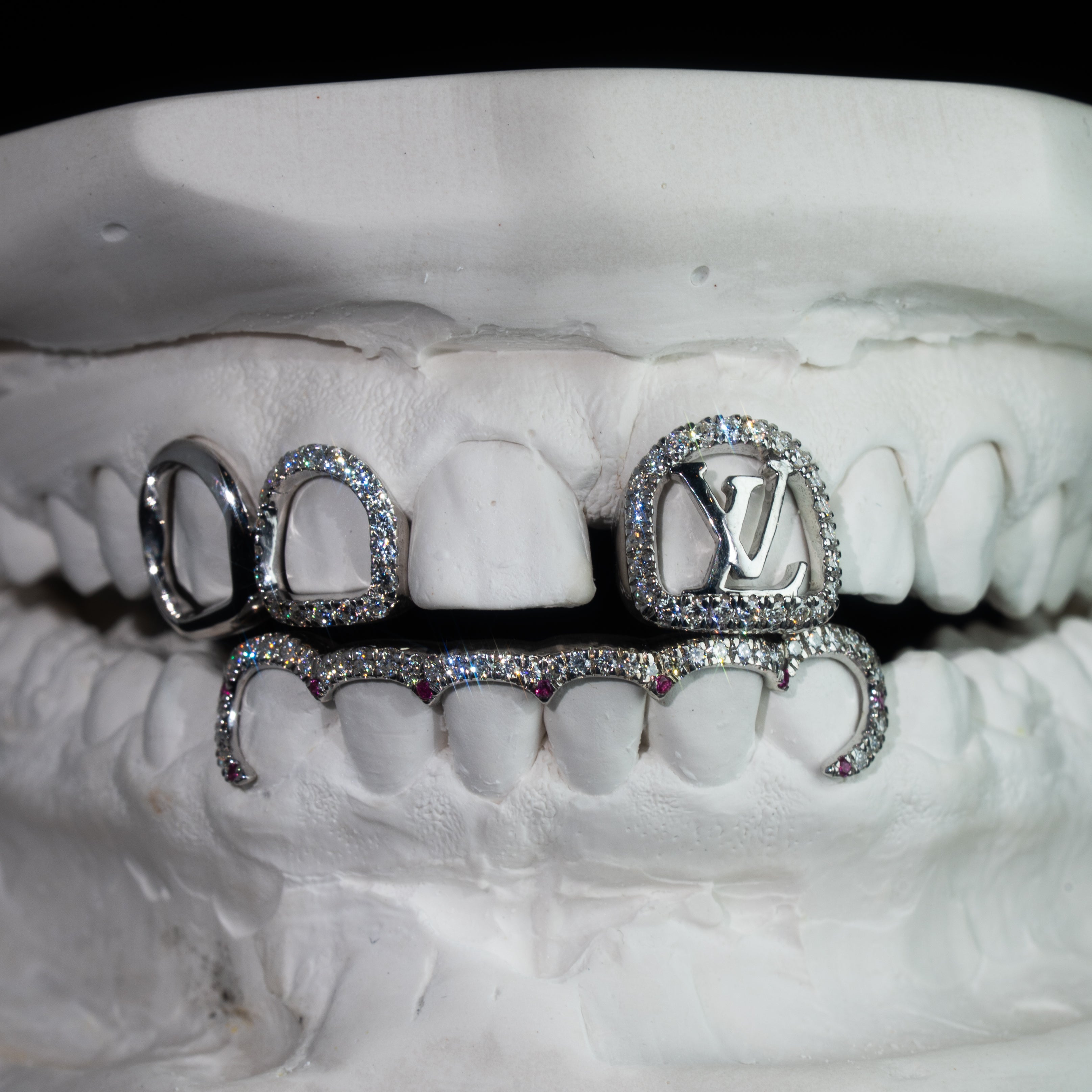 Special Ruby LV Window Design