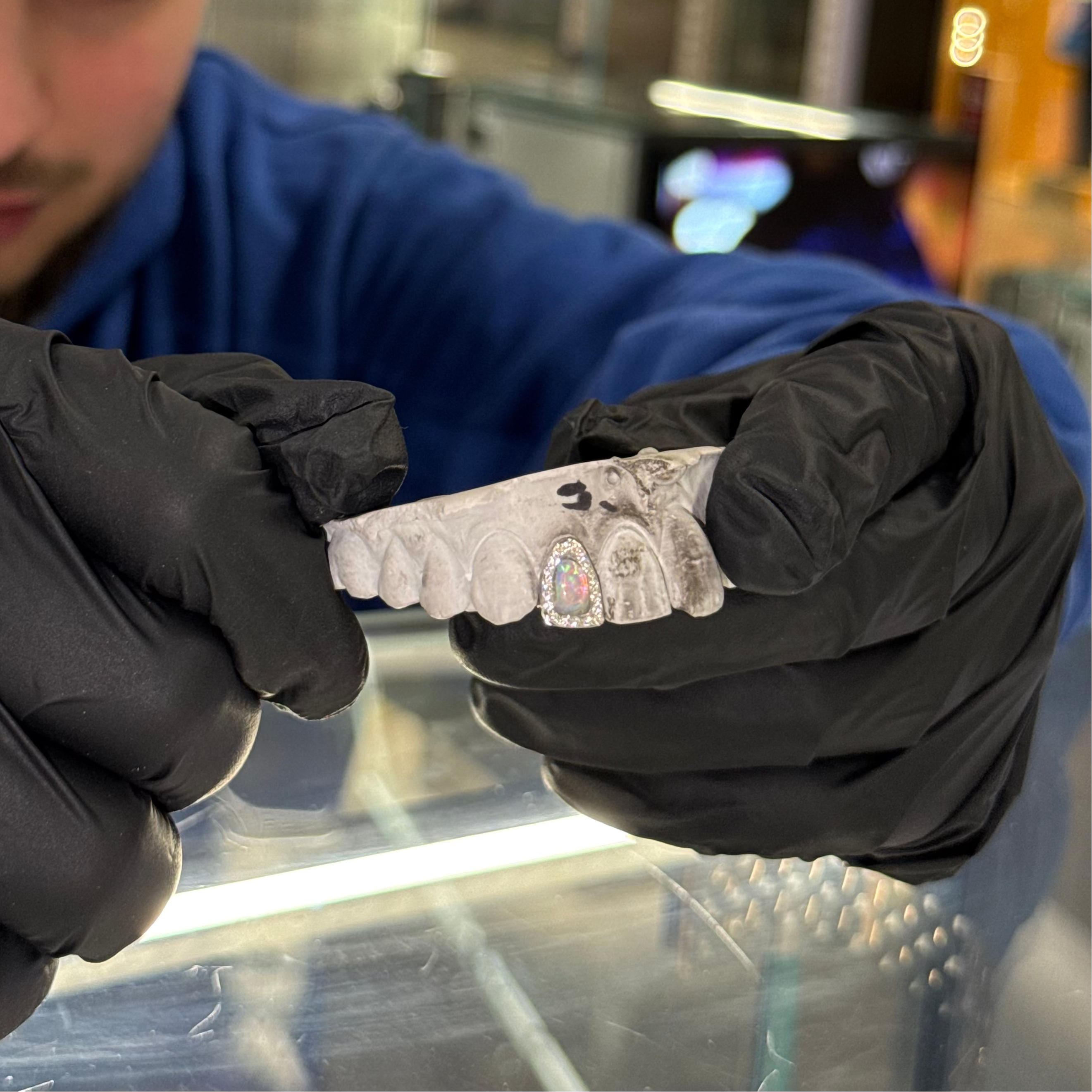 Iced Opal Window Single