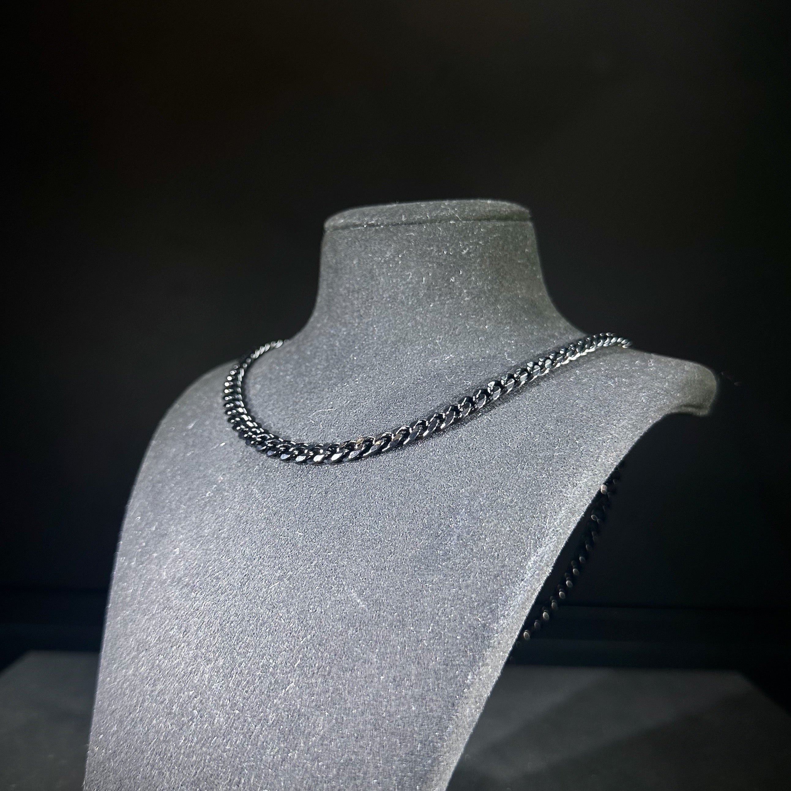 5mm Plain Black Curb Chain