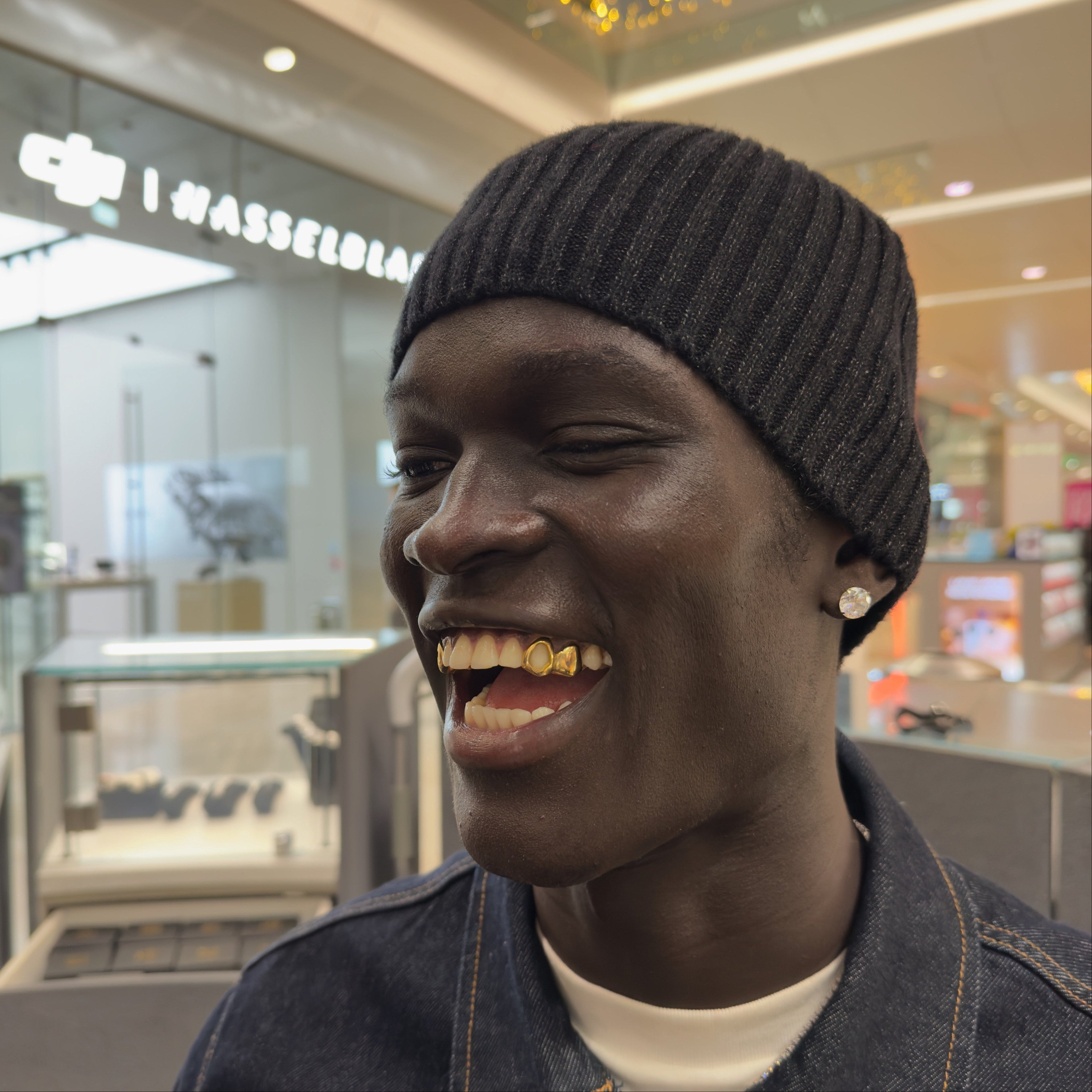 Full Cap and Window Set