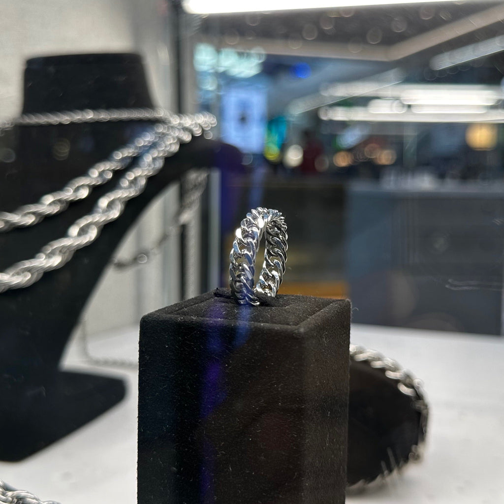 Cuban Rope Edged Polished Ring