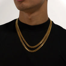Load image into Gallery viewer, 8mm Gold Cuban Chain Stainless Steel
