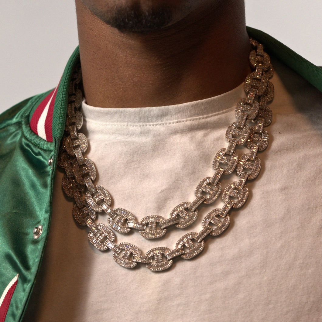 Gucci Baguette Chain