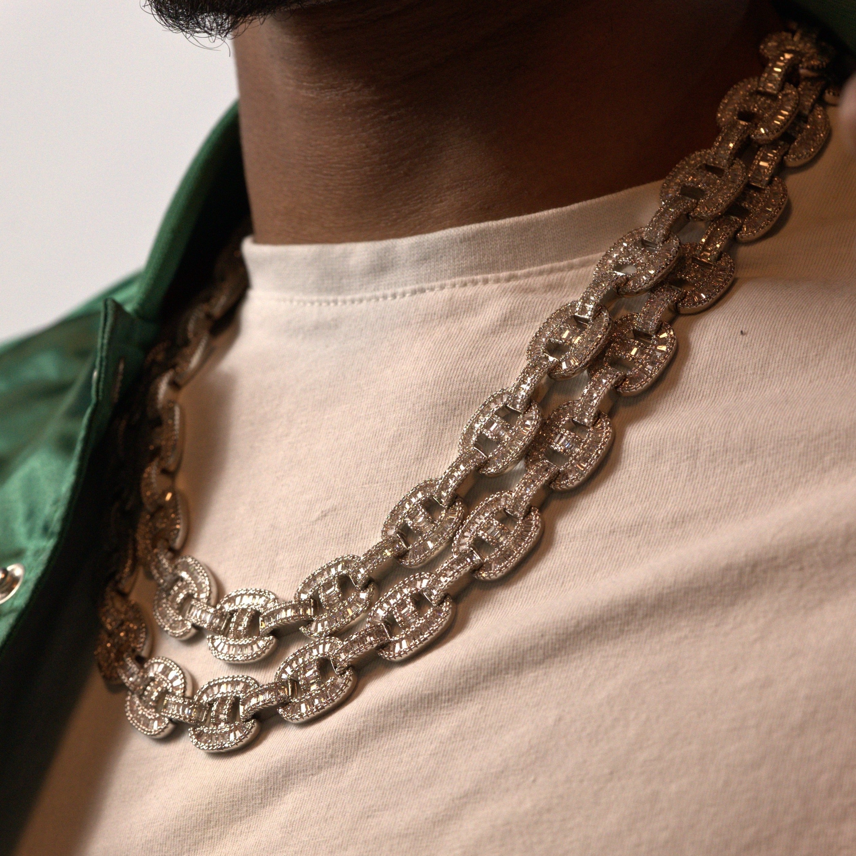 Gucci Baguette Chain