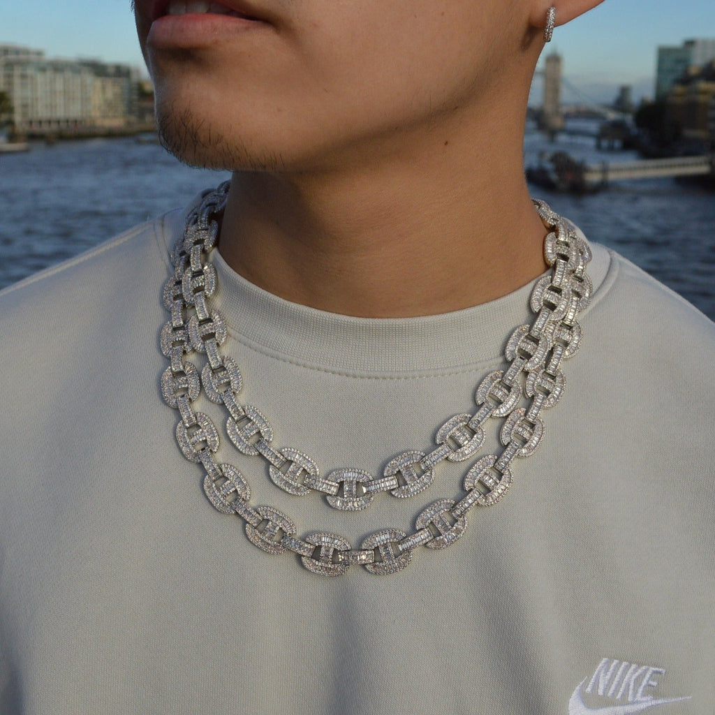 Gucci Baguette Chain