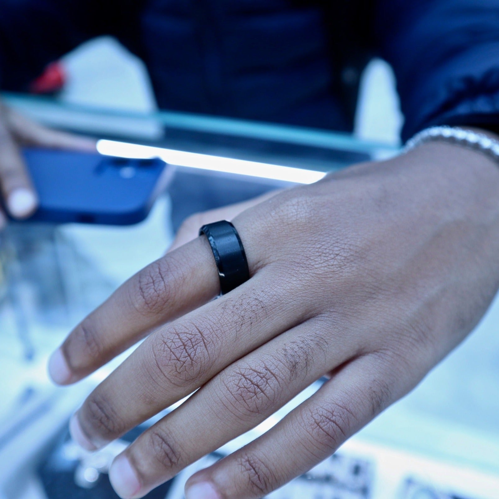 Roman " Shape your Reality"